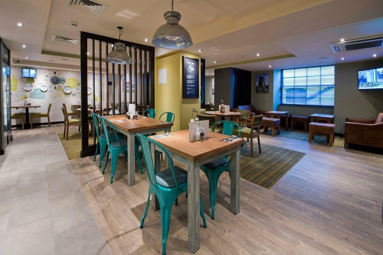 Premier Inn Абериствіт Екстер'єр фото